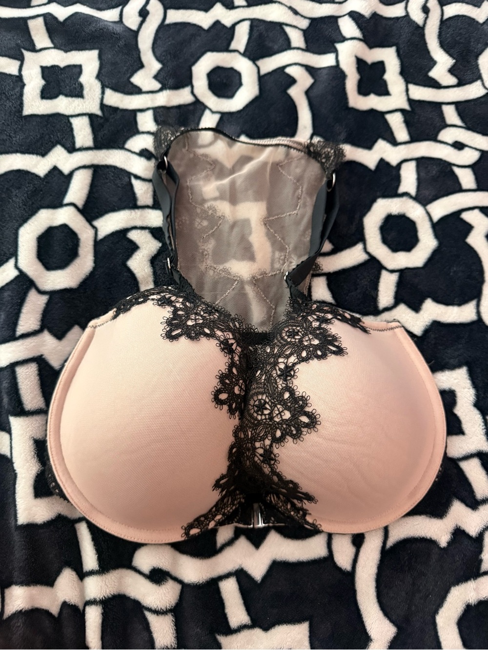 Victoria's Secret Blush and Black Lace Push-Up Bra